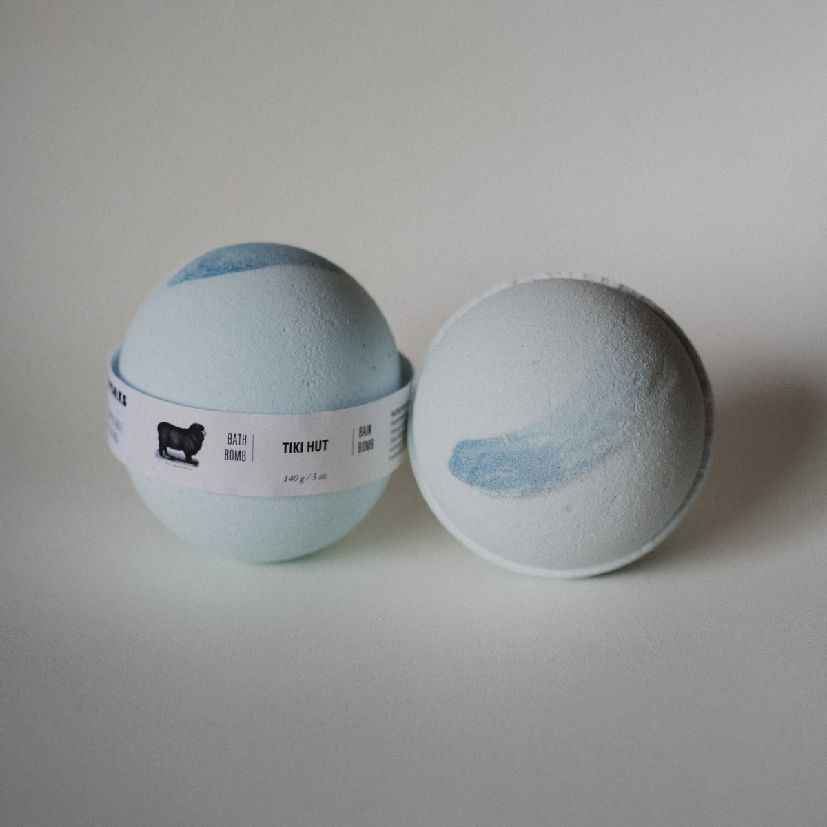 Tiki Hut Bath Bomb - Wholesale